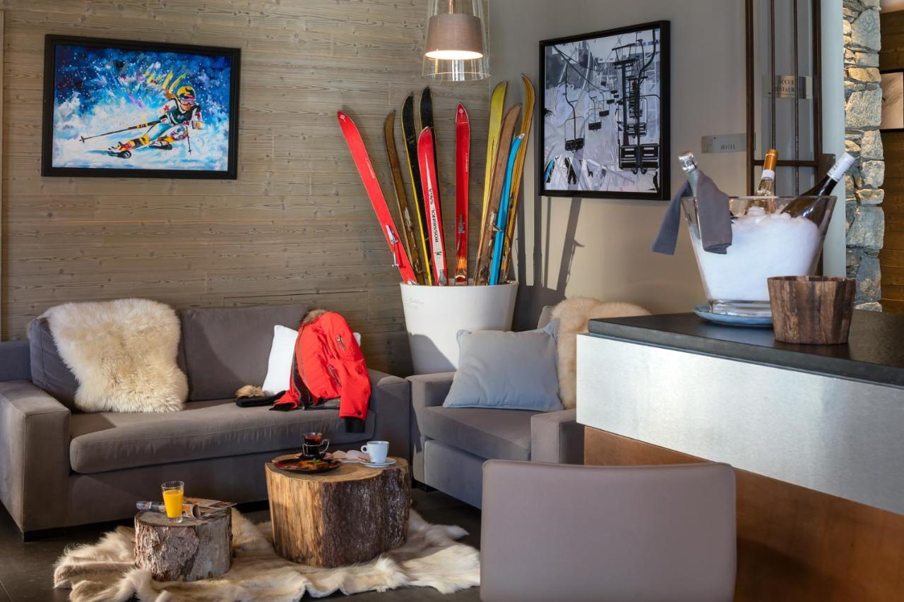 Hillary Hotel Les Menuires Экстерьер фото